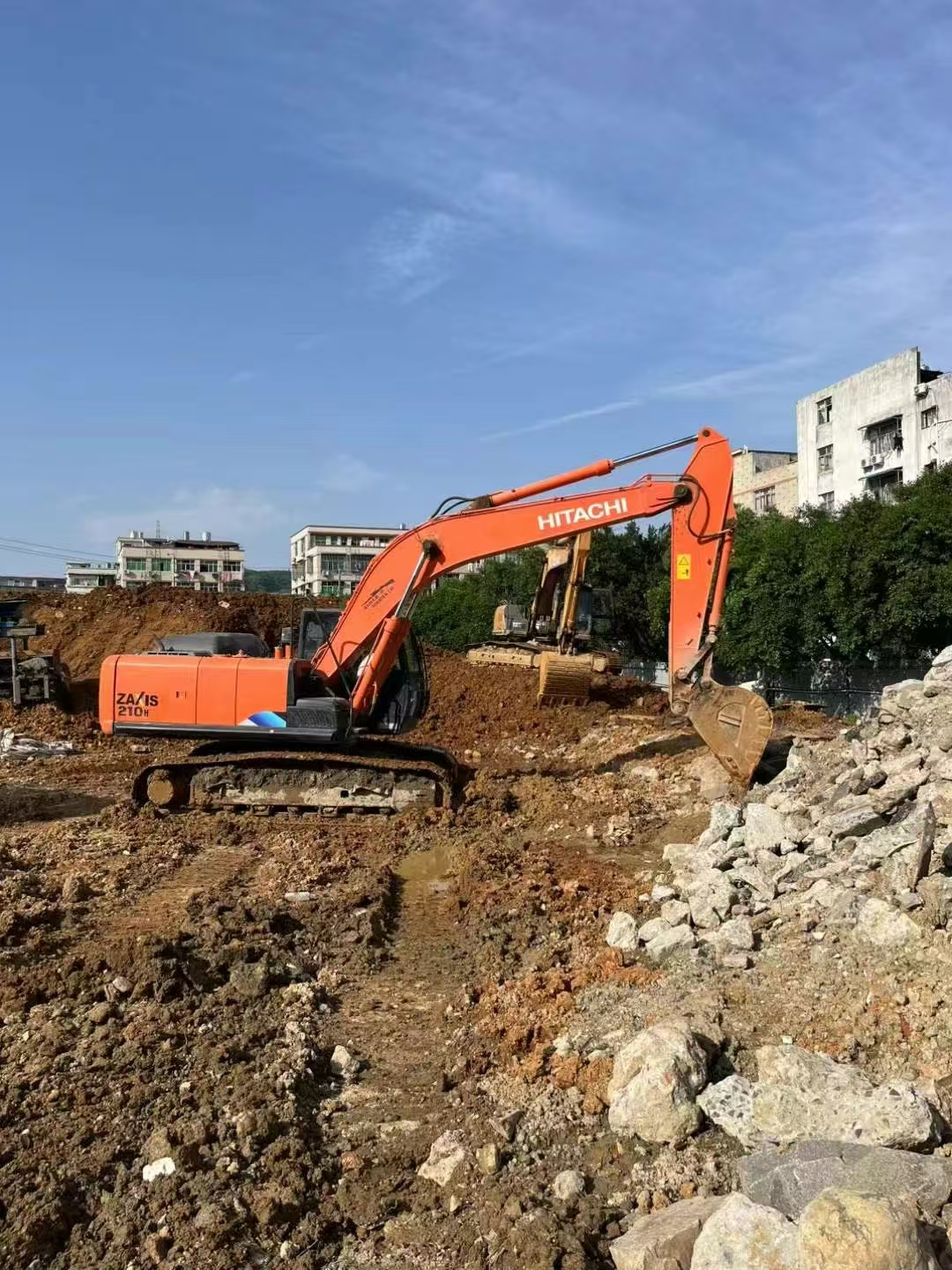 2021 year hitachi 210H-5A excavator