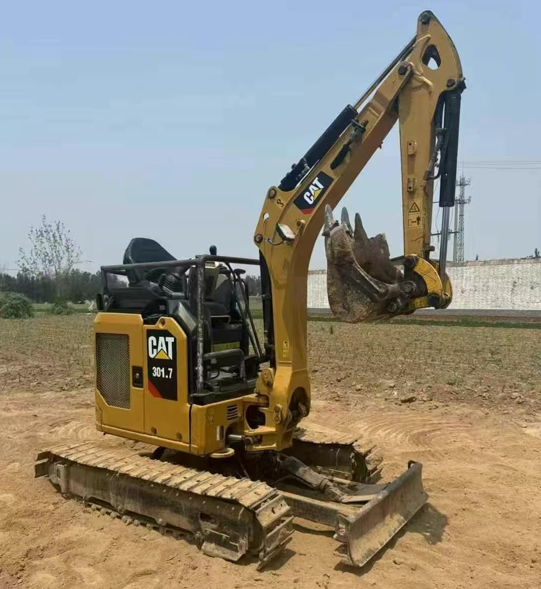2019 year CAT 301.5 excavator