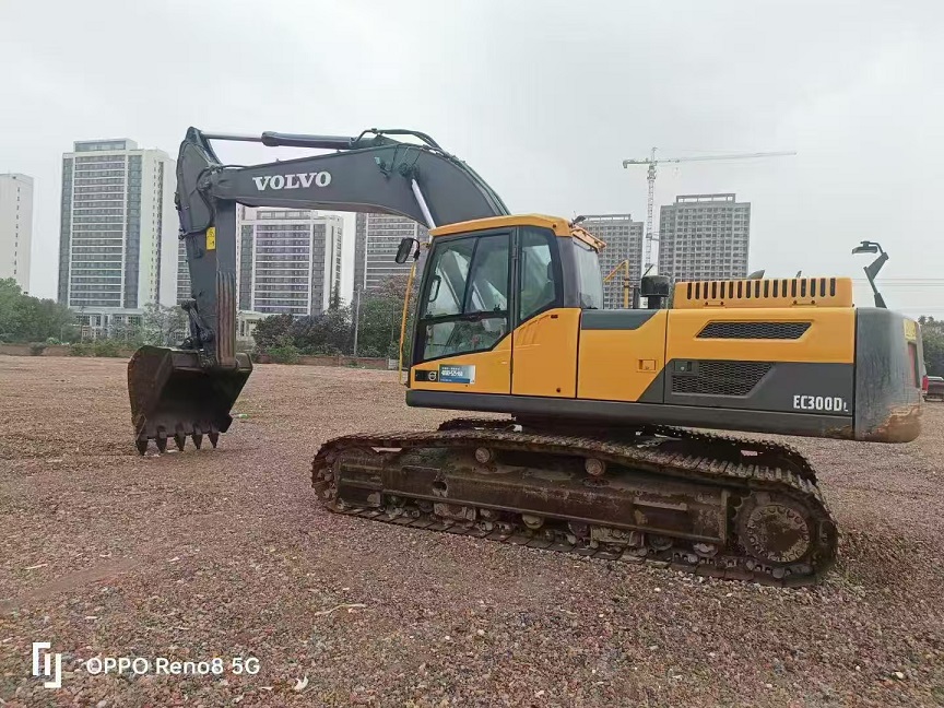 2019 year VOLVO EC300DL excavator
