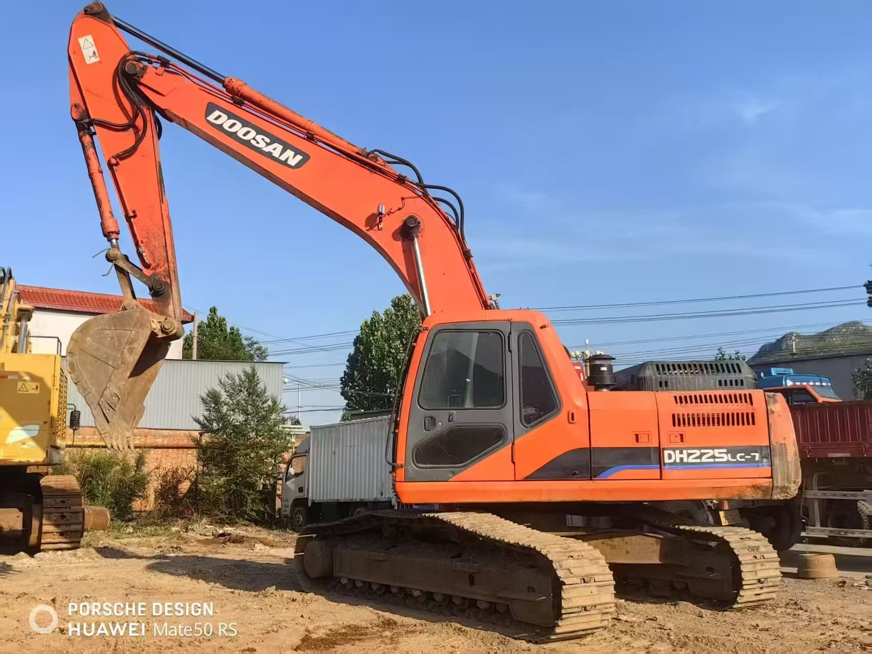 2011 year Doosan DH225lc-7 excavator
