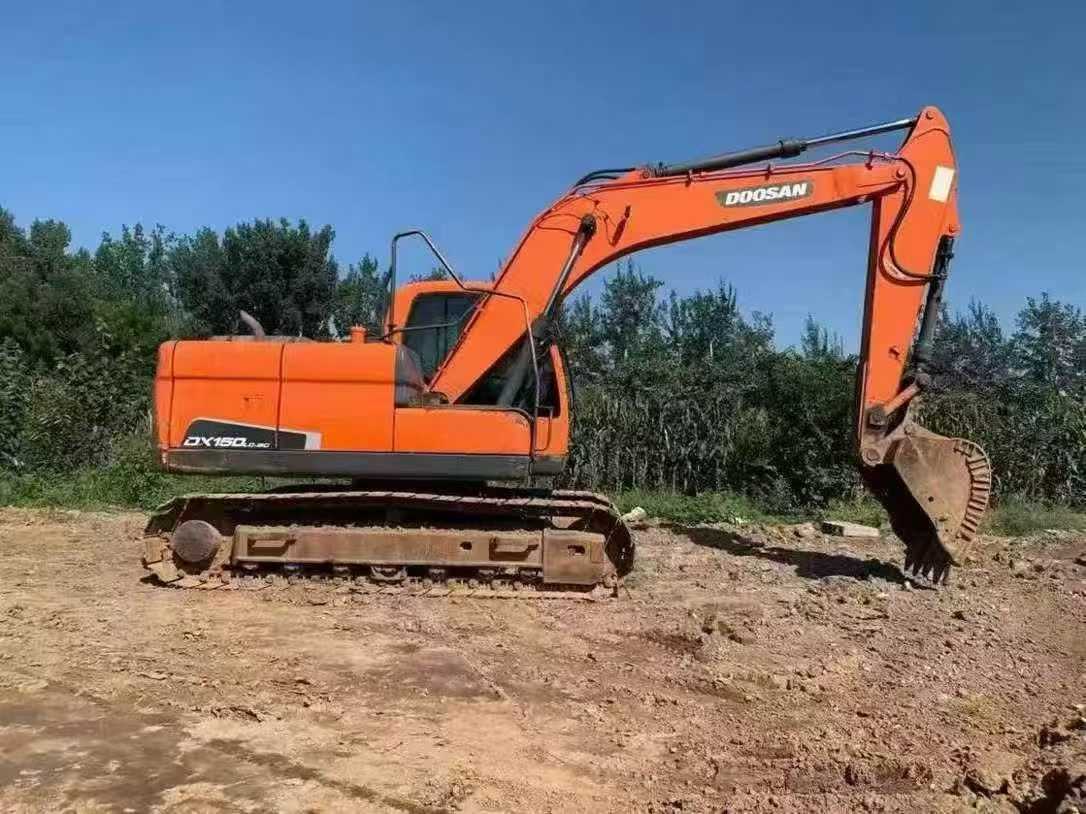 Doosan DX150LC-9C excavator