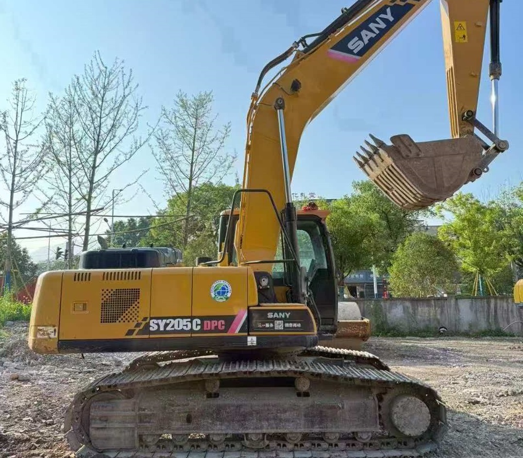 2022 year SANY SY205C DPC excavator