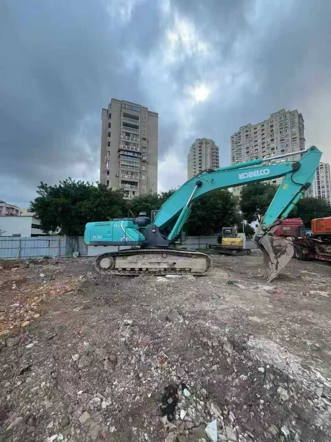 2021 año excavadora kobelco SK350
