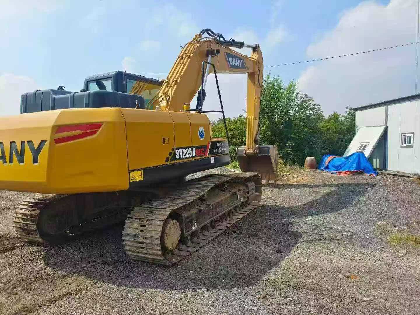 Экскаватор SANY SY215H 2022 года выпуска