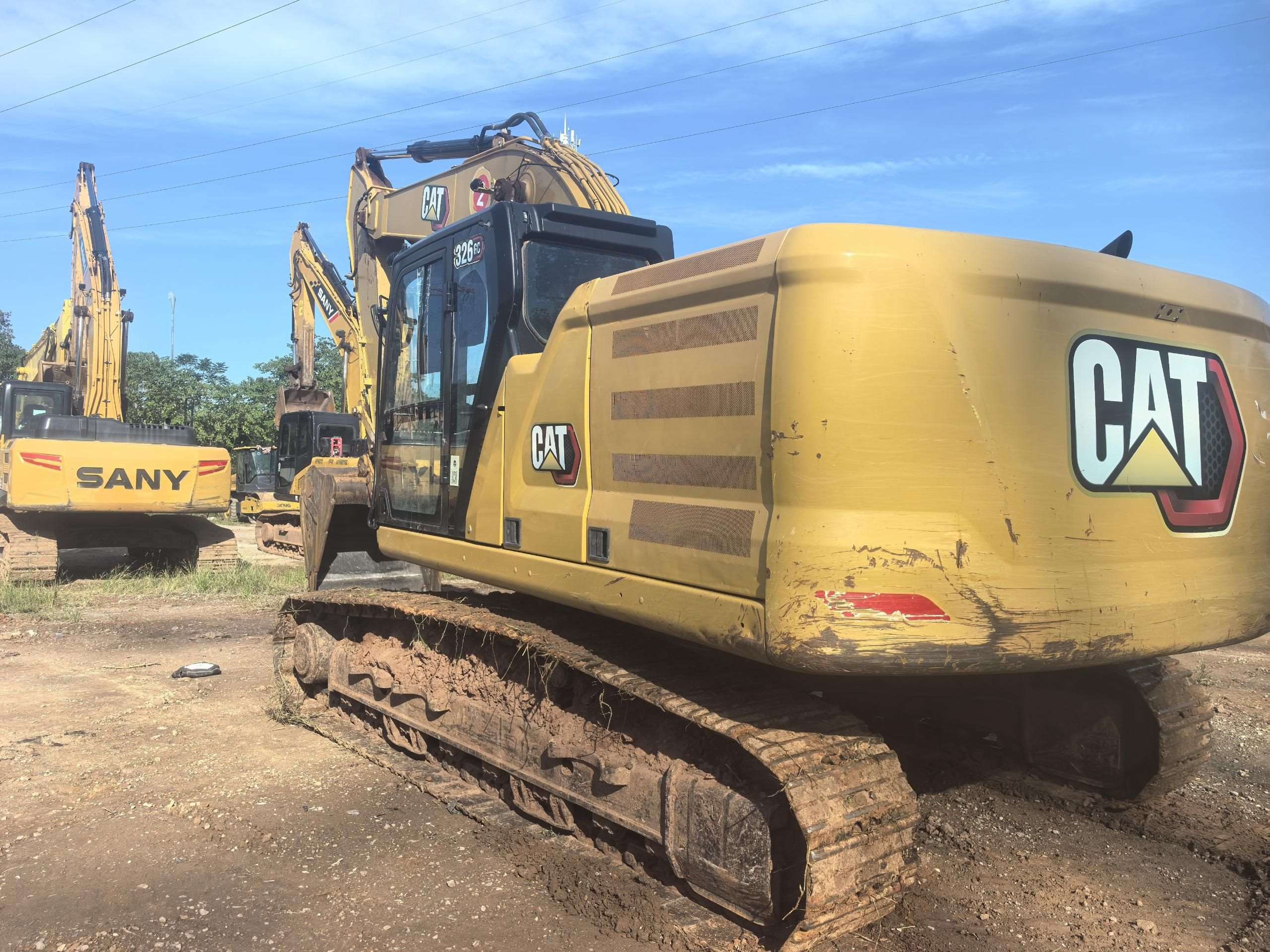 2021 year CAT 326gc excavator